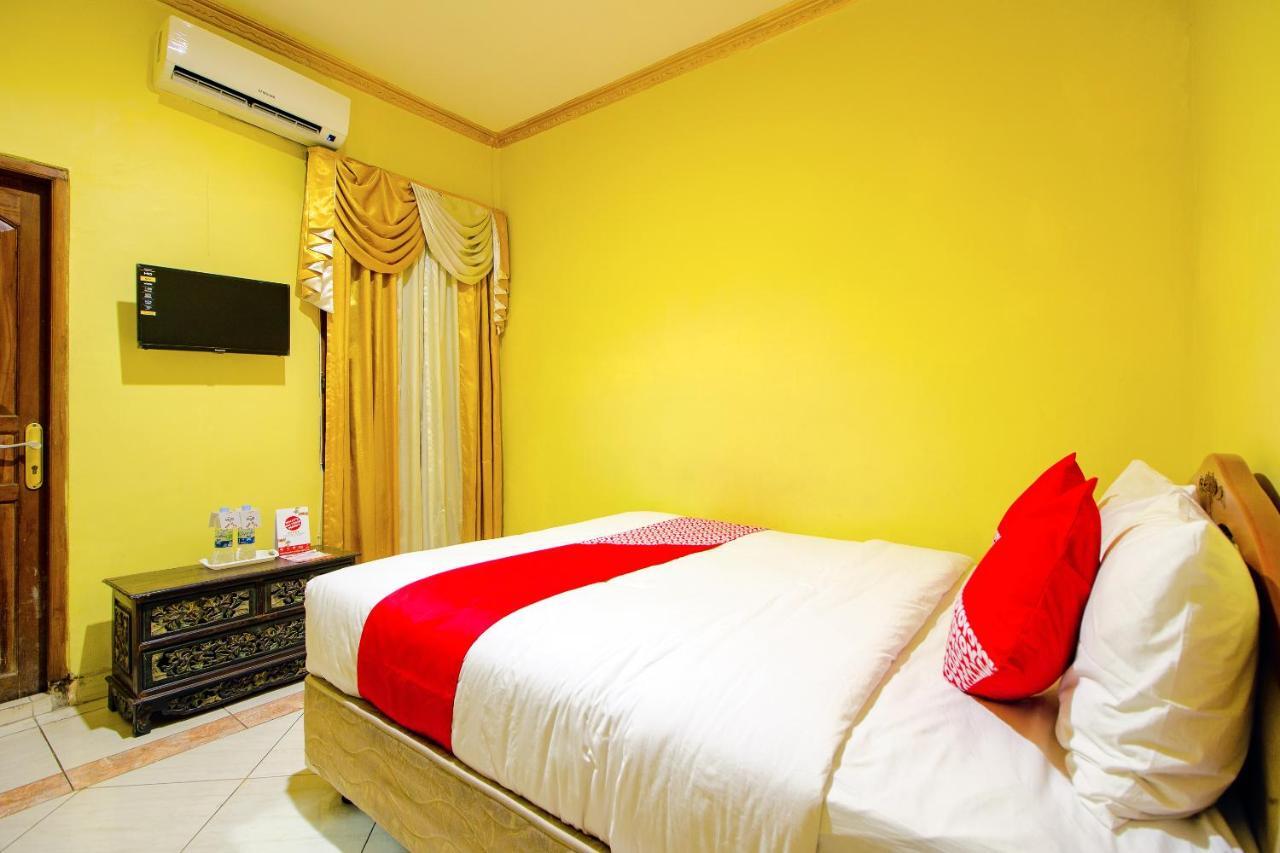 Oyo 1770 Hotel Mawar Saron 2 Kejayan Ngoại thất bức ảnh