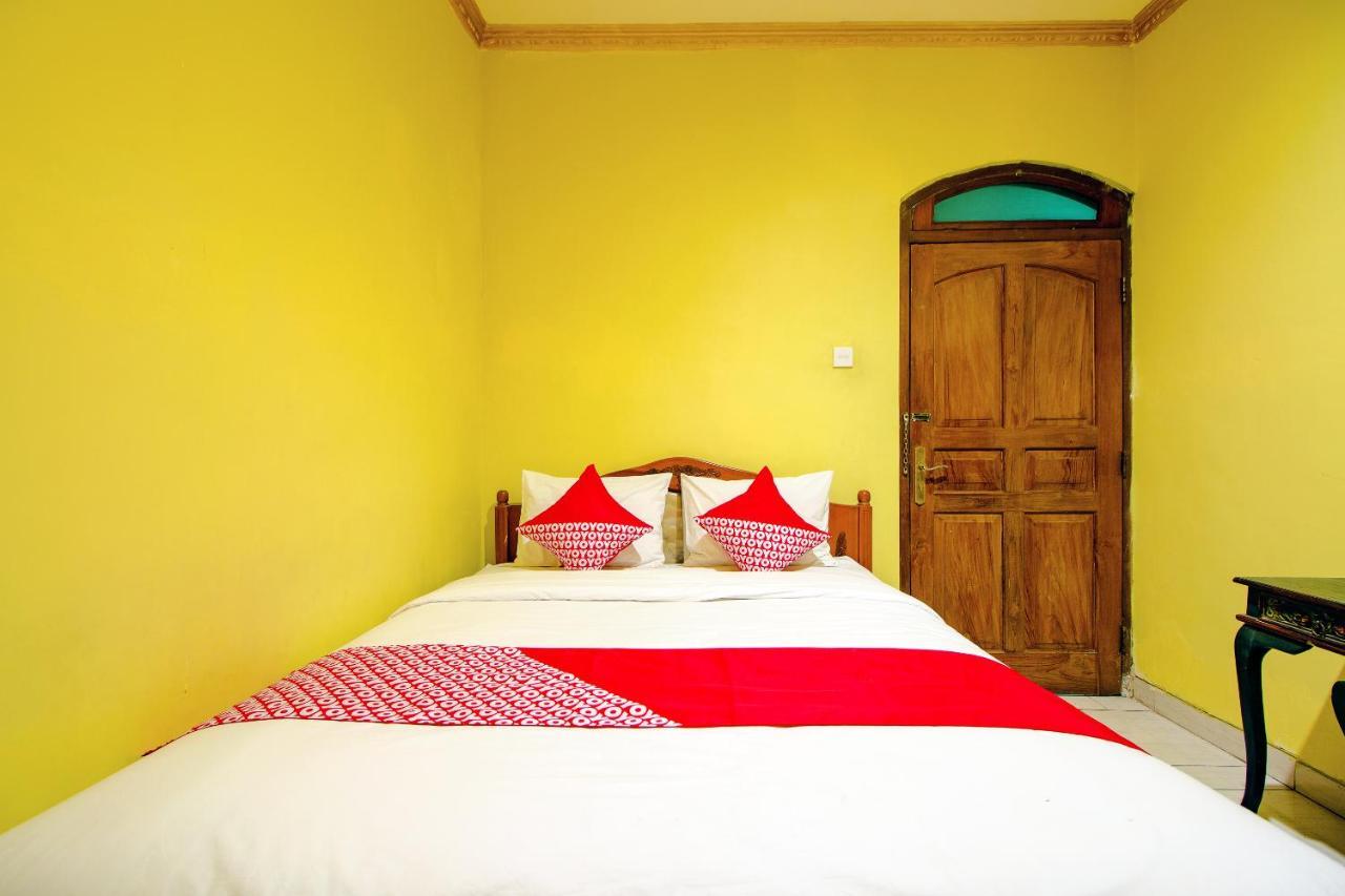 Oyo 1770 Hotel Mawar Saron 2 Kejayan Ngoại thất bức ảnh